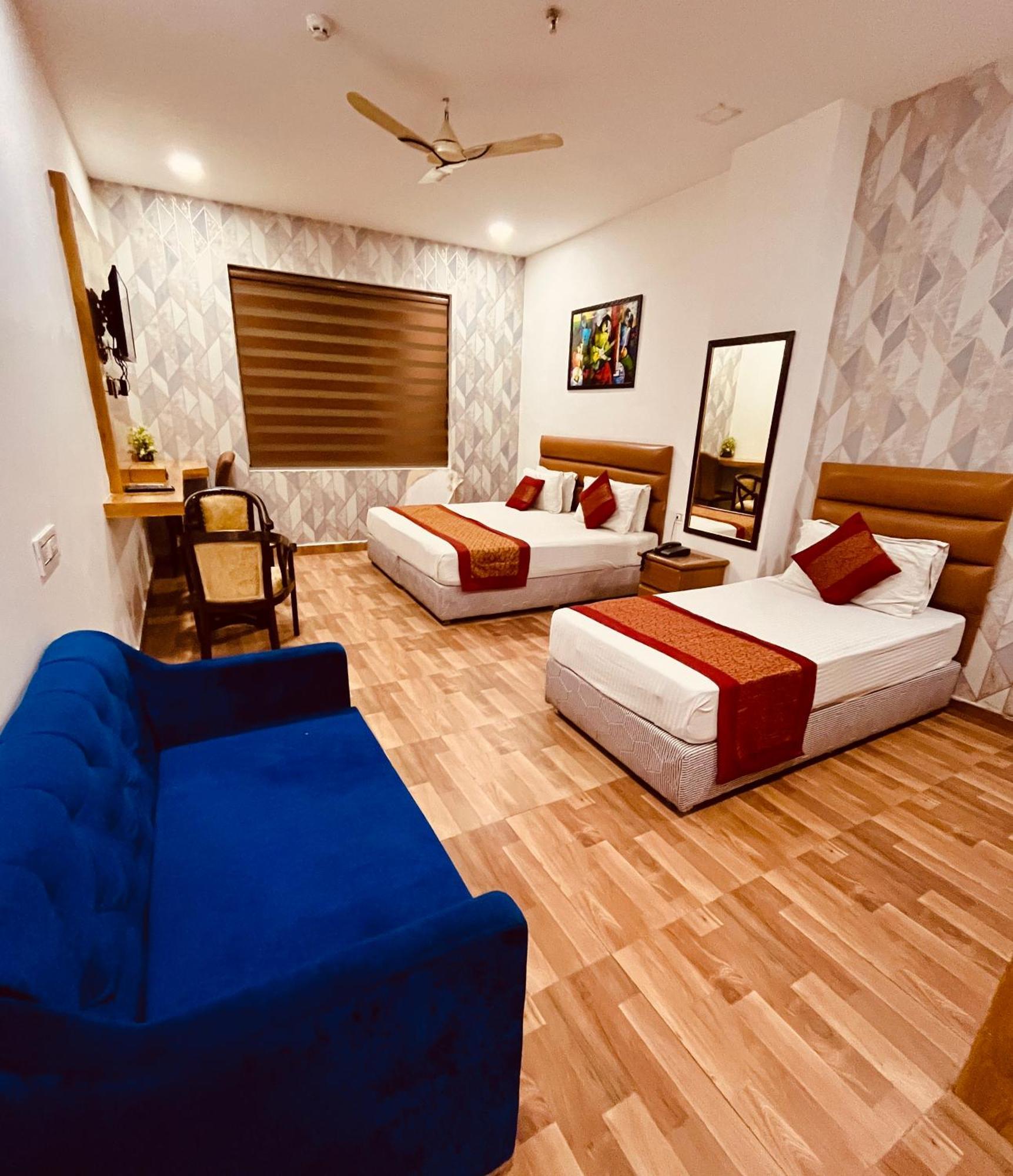 Amora Rooms Dwarka Nova Deli Exterior foto
