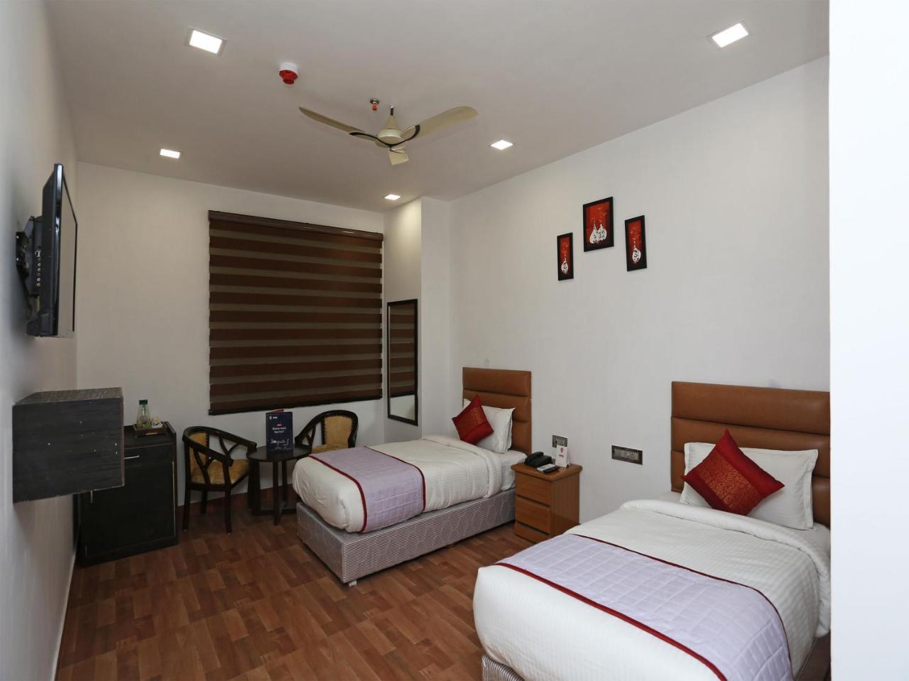 Amora Rooms Dwarka Nova Deli Exterior foto